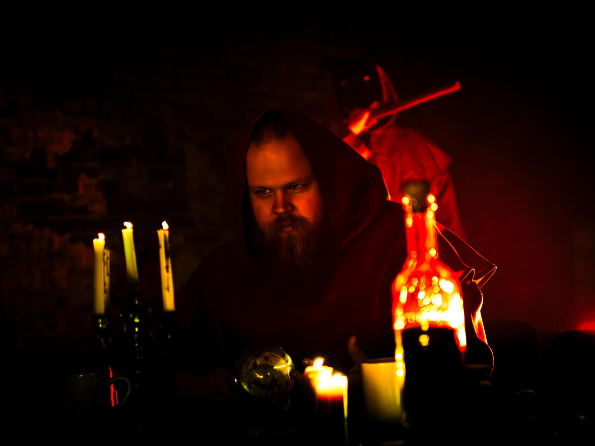 Dustin Morgan - Guitar & Vocals